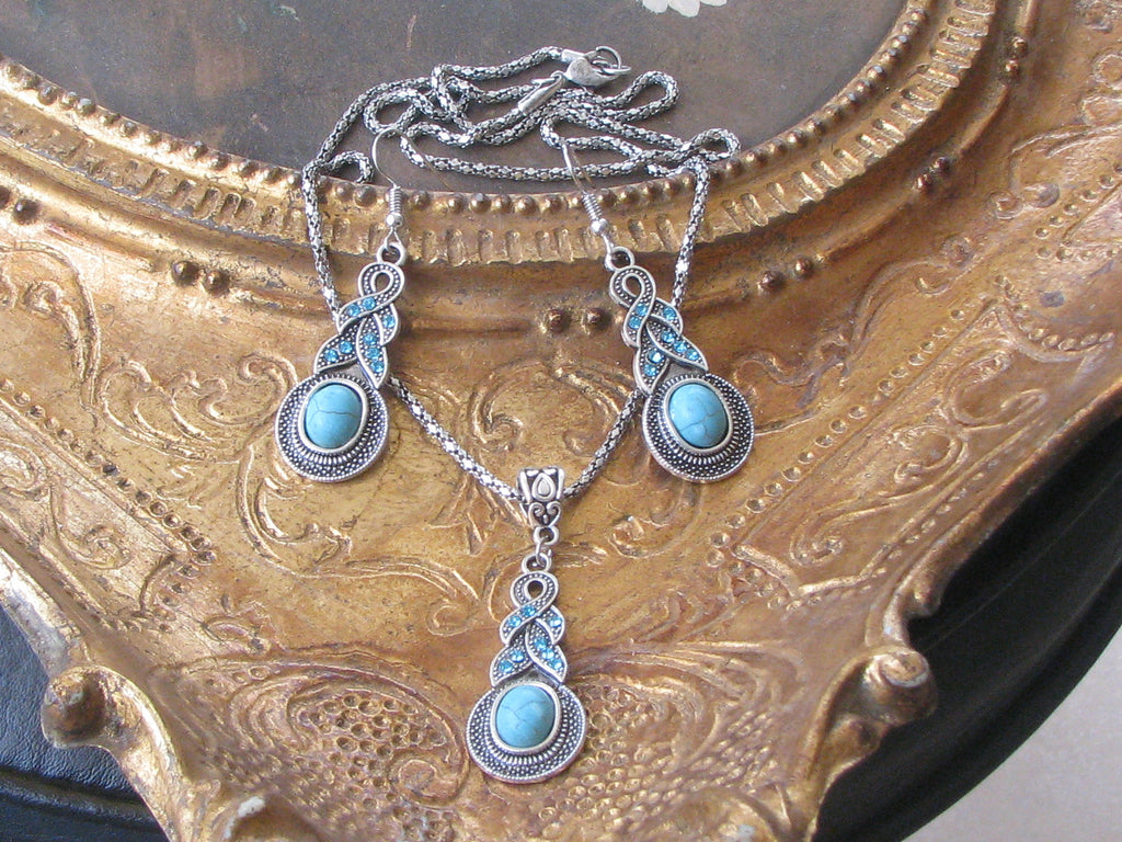 Turquoise Stone Silver Dangle Earrings and Pendant Necklace Set