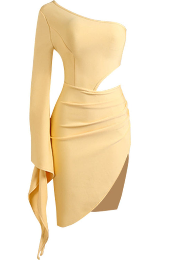 one long sleeve one short sleeve dress Cutout Split Flare Sleeve One-Shoulder Dress – La Boutique Dacula